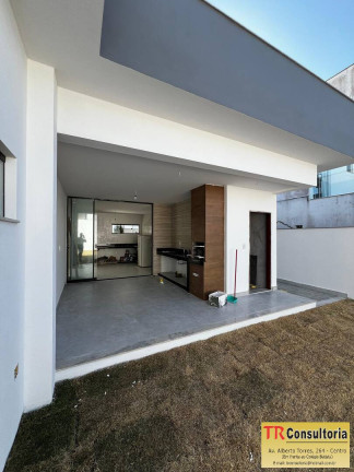 Imagem Casa com 3 Quartos à Venda, 420 m² em Parque Rodoviário - Campos Dos Goytacazes