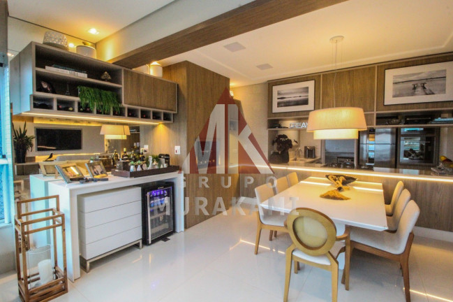 Imagem Imóvel com 4 Quartos à Venda, 119 m² em Zona 01 - Maringá Imagem Imóvel com 4 Quartos à Venda, 119 m² em Zona 01 - Maringá