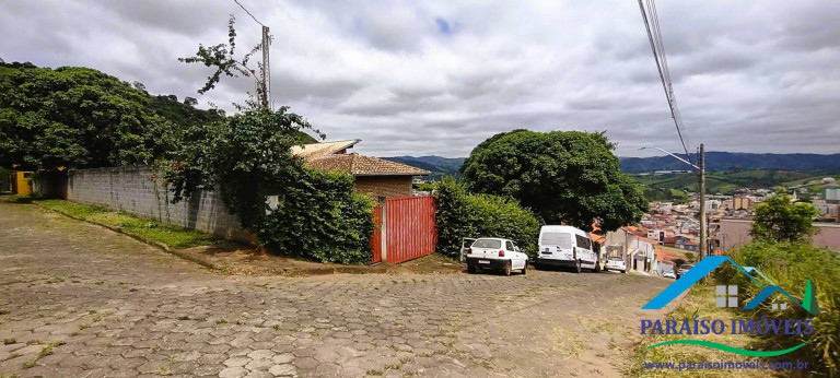 Imagem Casa com 2 Quartos à Venda, 750 m² em Centro - Cambuí