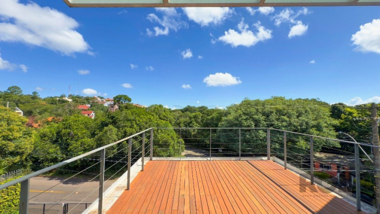 Imagem Casa com 3 Quartos à Venda, 333 m² em Teresópolis - Porto Alegre Imagem Casa com 3 Quartos à Venda, 333 m² em Teresópolis - Porto Alegre