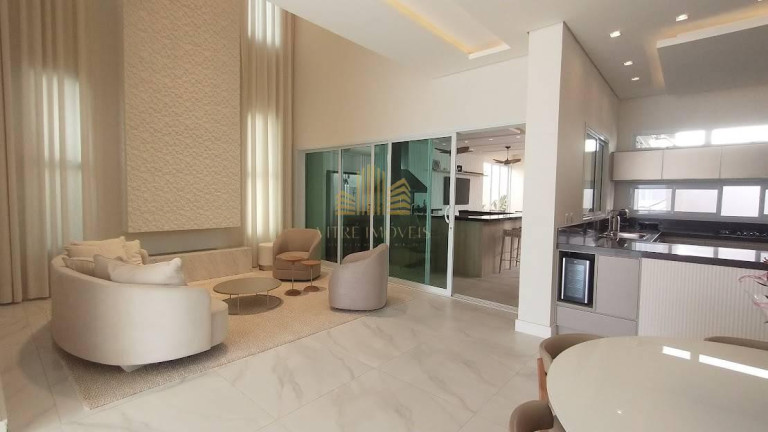 Imagem Casa com 4 Quartos à Venda, 323 m² em Loteamento Parque Dos Alecrins - Campinas Imagem Casa com 4 Quartos à Venda, 323 m² em Loteamento Parque Dos Alecrins - Campinas