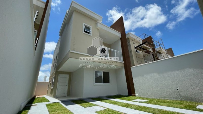 Imagem Casa com 4 Quartos à Venda, 127 m² em Centro - Eusébio Imagem Casa com 4 Quartos à Venda, 127 m² em Centro - Eusébio
