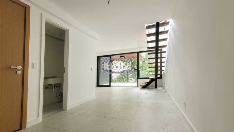 Imagem Cobertura com 2 Quartos à Venda, 180 m² em Ipanema - Rio De Janeiro Imagem Cobertura com 2 Quartos à Venda, 180 m² em Ipanema - Rio De Janeiro