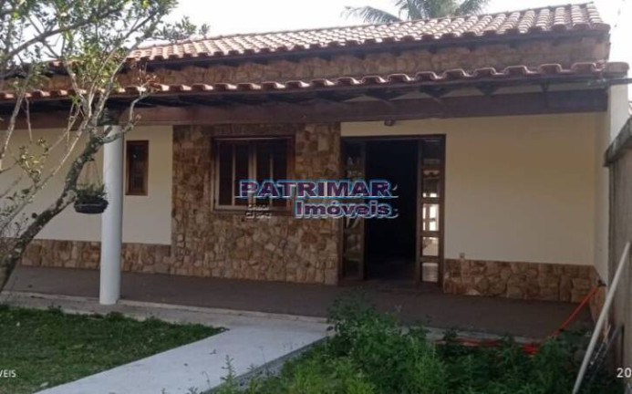Casa com 4 Quartos à Venda, 382 m² em Itaipuaçu - Maricá