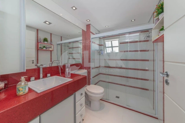 Imagem Imóvel com 3 Quartos à Venda, 205 m² em Menino Deus - Porto Alegre Imagem Imóvel com 3 Quartos à Venda, 205 m² em Menino Deus - Porto Alegre