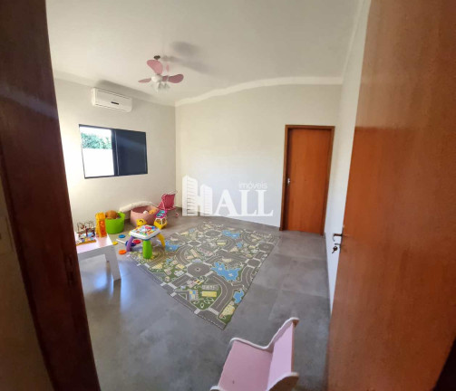 Imagem Casa com 3 Quartos à Venda, 450 m² em Perímetro Urbano - Mirassol