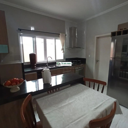 Imagem Casa com 3 Quartos à Venda, 175 m² em Condomínio Residencial Mantiqueira - São José Dos Campos
