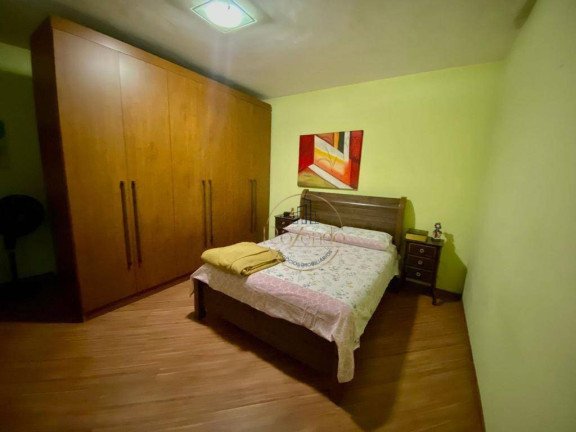 Imagem Sobrado com 7 Quartos à Venda, 218 m² em Jardim Do Estádio - Santo André Imagem Sobrado com 7 Quartos à Venda, 218 m² em Jardim Do Estádio - Santo André