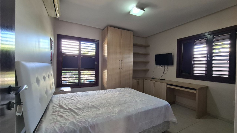 Imagem Imóvel com 4 Quartos para Alugar, 258 m² em Parque Do Jiqui - Parnamirim Imagem Imóvel com 4 Quartos para Alugar, 258 m² em Parque Do Jiqui - Parnamirim