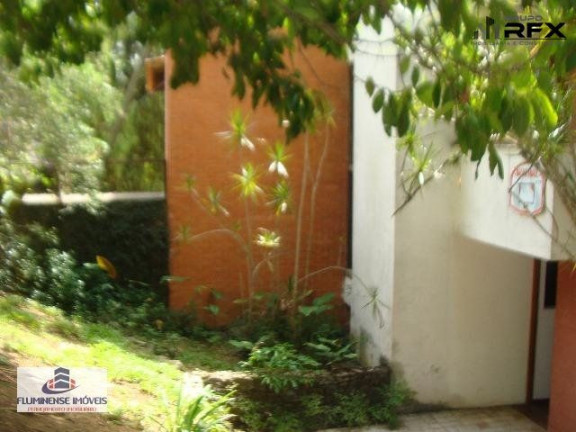 Imagem Casa com 5 Quartos à Venda, 2.400 m² em Vila Progresso - Niterói Imagem Casa com 5 Quartos à Venda, 2.400 m² em Vila Progresso - Niterói