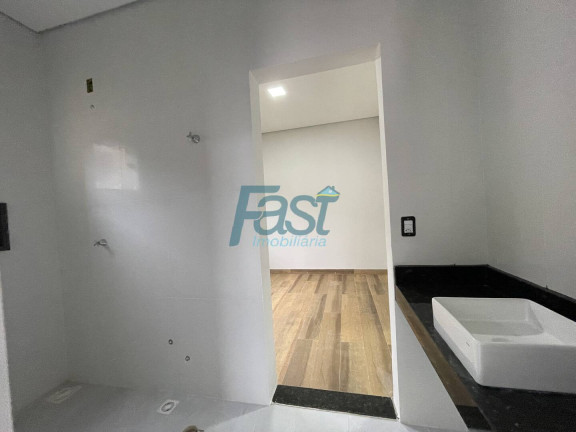 Imagem Casa com 2 Quartos à Venda, 180 m² em Jardim Comodoro - Cuiabá Imagem Casa com 2 Quartos à Venda, 180 m² em Jardim Comodoro - Cuiabá