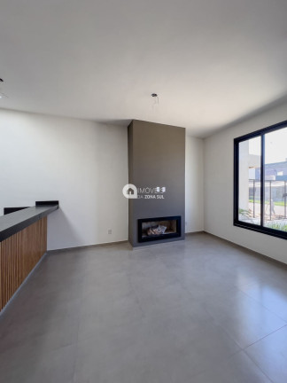 Imagem Casa com 3 Quartos à Venda, 94 m² Imagem Casa com 3 Quartos à Venda, 94 m²