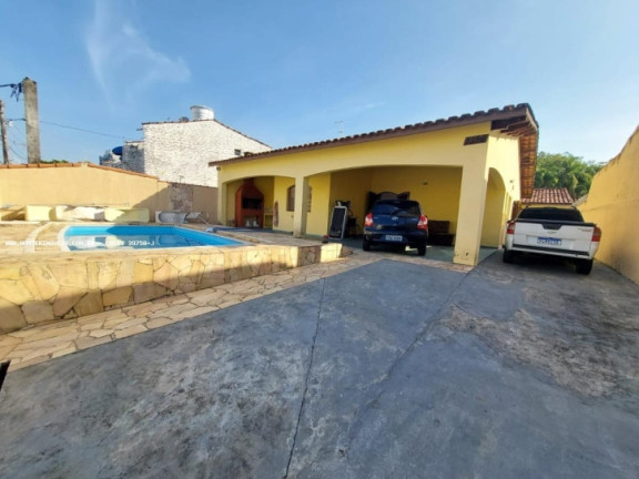 Imagem Casa com 3 Quartos à Venda, em Prainha - Caraguatatuba Imagem Casa com 3 Quartos à Venda, em Prainha - Caraguatatuba