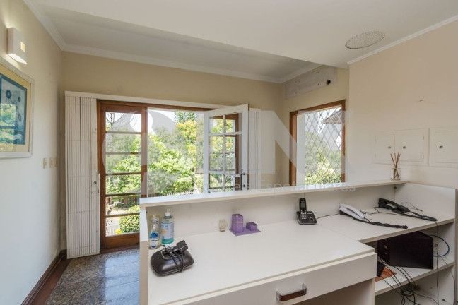 Imagem Sobrado com 5 Quartos à Venda, 365 m² em Petrópolis - Porto Alegre Imagem Sobrado com 5 Quartos à Venda, 365 m² em Petrópolis - Porto Alegre