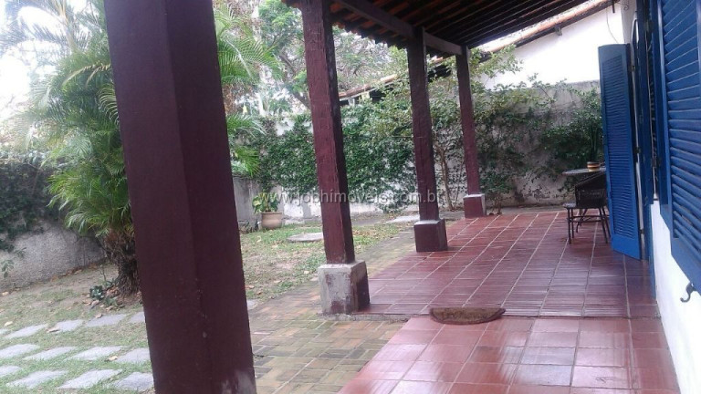 Imagem Imóvel com 4 Quartos à Venda, 220 m² em Palmeiras - Cabo Frio Imagem Imóvel com 4 Quartos à Venda, 220 m² em Palmeiras - Cabo Frio
