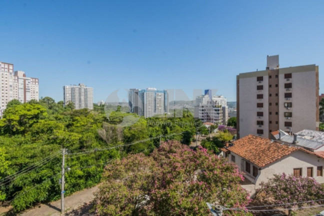 Imagem Imóvel com 3 Quartos à Venda, 240 m² em Jardim Botânico - Porto Alegre Imagem Imóvel com 3 Quartos à Venda, 240 m² em Jardim Botânico - Porto Alegre