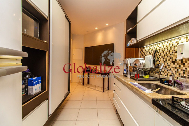 Imagem Imóvel com 2 Quartos à Venda, 98 m² em Gonzaga - Santos Imagem Imóvel com 2 Quartos à Venda, 98 m² em Gonzaga - Santos