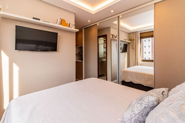 Imagem Apartamento com 2 Quartos à Venda, 75 m² em Petrópolis - Porto Alegre Imagem Apartamento com 2 Quartos à Venda, 75 m² em Petrópolis - Porto Alegre