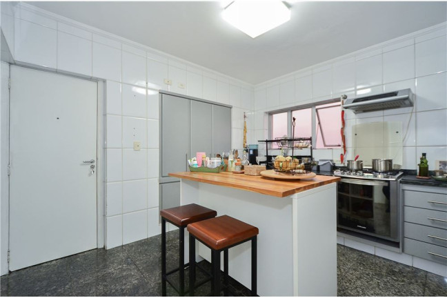Imagem Imóvel com 2 Quartos à Venda, em Vila Madalena - São Paulo Imagem Imóvel com 2 Quartos à Venda, em Vila Madalena - São Paulo