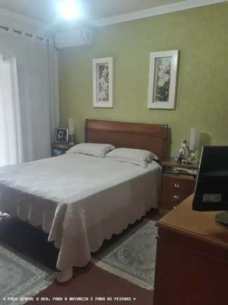 Imagem Casa com 5 Quartos à Venda, 248 m² em Jardim Santa Clara - Taubaté Imagem Casa com 5 Quartos à Venda, 248 m² em Jardim Santa Clara - Taubaté