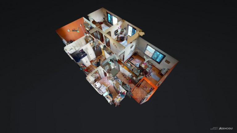 Imagem Imóvel com 3 Quartos à Venda, 81 m² em Santa Tereza - Porto Alegre Imagem Imóvel com 3 Quartos à Venda, 81 m² em Santa Tereza - Porto Alegre