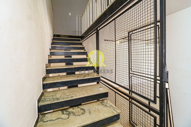 Imagem Casa com 7 Quartos à Venda, 195 m² em Pinheiros - São Paulo Imagem Casa com 7 Quartos à Venda, 195 m² em Pinheiros - São Paulo