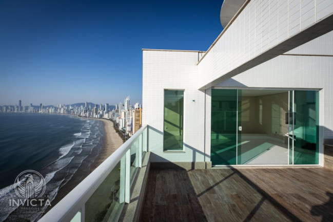 Imagem Cobertura com 3 Quartos à Venda, 242 m² em Centro - Balneário Camboriú Imagem Cobertura com 3 Quartos à Venda, 242 m² em Centro - Balneário Camboriú