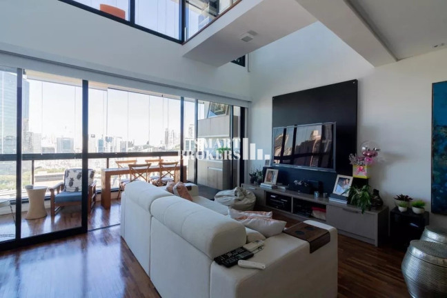 Imagem Cobertura com 1 Quarto à Venda, 123 m² em Vila Olímpia - São Paulo Imagem Cobertura com 1 Quarto à Venda, 123 m² em Vila Olímpia - São Paulo
