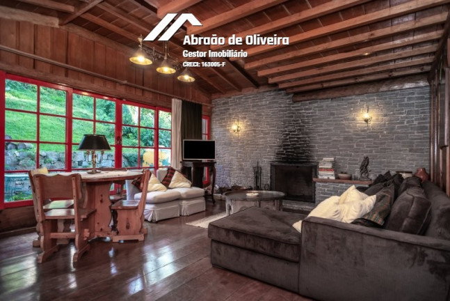 Imagem Casa com 4 Quartos à Venda, 1.199 m² em Toriba - Campos Do Jordão Imagem Casa com 4 Quartos à Venda, 1.199 m² em Toriba - Campos Do Jordão