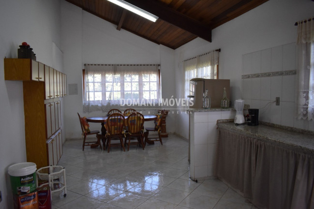Imagem Casa com 4 Quartos à Venda, 242 m² em Região De Capivari - Campos Do Jordão Imagem Casa com 4 Quartos à Venda, 242 m² em Região De Capivari - Campos Do Jordão