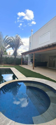 Imagem Casa com 4 Quartos para Alugar, em Tambore - Santana De Parnaíba Imagem Casa com 4 Quartos para Alugar, em Tambore - Santana De Parnaíba