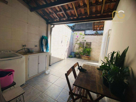 Imagem Casa com 3 Quartos à Venda, 145 m² em Vila Guilhermina - Praia Grande Imagem Casa com 3 Quartos à Venda, 145 m² em Vila Guilhermina - Praia Grande