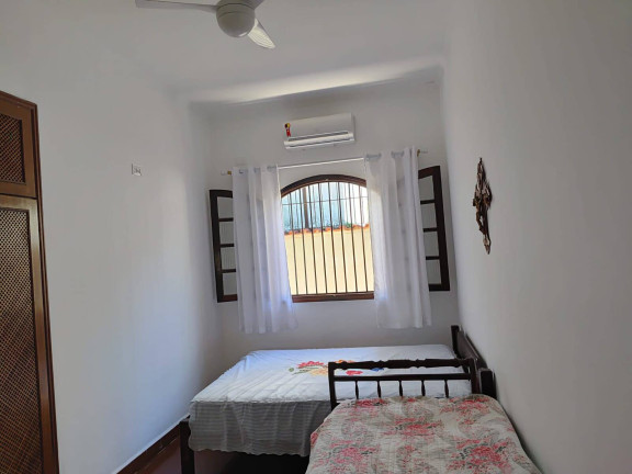 Imagem Casa com 3 Quartos à Venda, em Caiçara - Praia Grande Imagem Casa com 3 Quartos à Venda, em Caiçara - Praia Grande