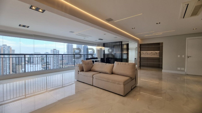 Imagem Apartamento com 3 Quartos à Venda, 213 m² em Brooklin - São Paulo Imagem Apartamento com 3 Quartos à Venda, 213 m² em Brooklin - São Paulo