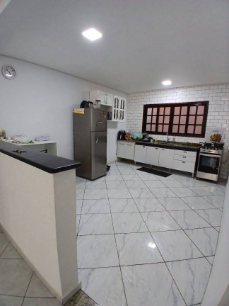 Imagem Casa com 3 Quartos à Venda, 240 m² em Piraporinha - Diadema