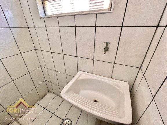 Imagem Imóvel com 1 Quarto à Venda, 32 m² em Forte - Praia Grande Imagem Imóvel com 1 Quarto à Venda, 32 m² em Forte - Praia Grande