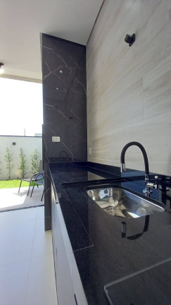 Imagem Casa com 3 Quartos à Venda, 250 m² em Loteamento Residencial Morada Do Visconde - Tremembé Imagem Casa com 3 Quartos à Venda, 250 m² em Loteamento Residencial Morada Do Visconde - Tremembé
