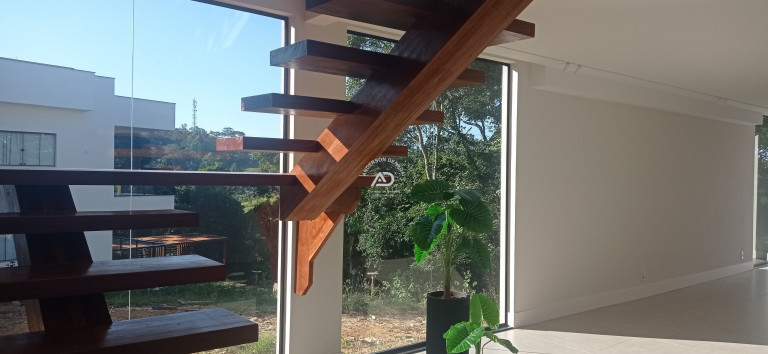 Imagem Casa com 4 Quartos à Venda, 312 m² em Iriri - Anchieta