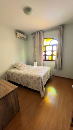 Imagem Imóvel com 4 Quartos à Venda, 227 m² em Campo Grande - Cariacica Imagem Imóvel com 4 Quartos à Venda, 227 m² em Campo Grande - Cariacica