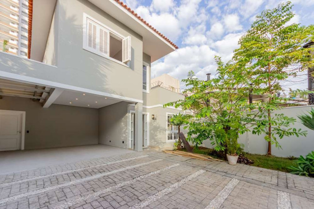 Casa com 3 Quartos à Venda, 222 m² em Vila Nova Caledônia - São Paulo