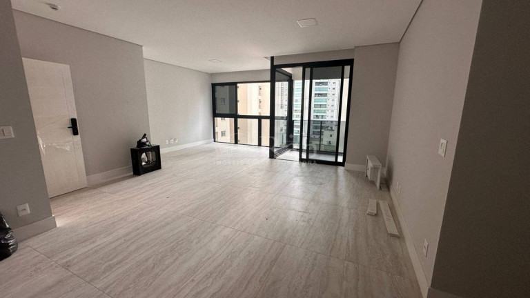 Imagem Apartamento com 4 Quartos à Venda, 146 m² em Pioneiros - Balneário Camboriú