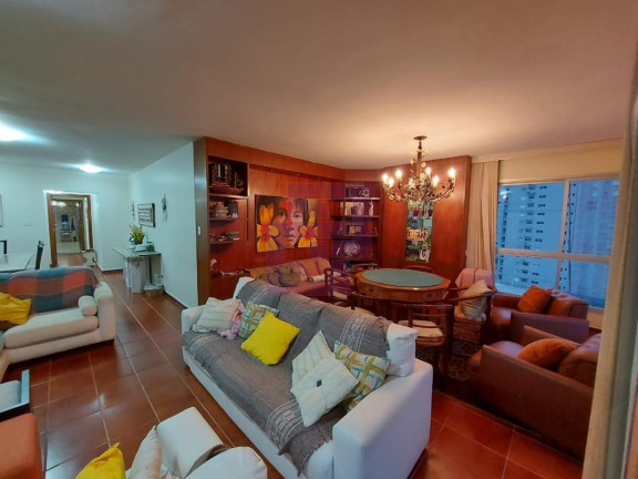 Imagem Apartamento com 3 Quartos à Venda, 210 m² em Enseada - Guarujá