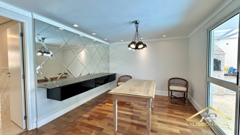Imagem Casa de Condomínio com 4 Quartos à Venda, 330 m² em Cidade Tamboré - Santana De Parnaíba Imagem Casa de Condomínio com 4 Quartos à Venda, 330 m² em Cidade Tamboré - Santana De Parnaíba