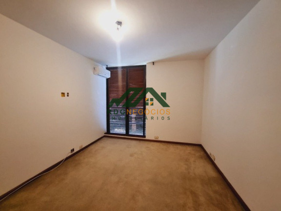 Imagem Casa com 4 Quartos à Venda, 792 m² em Interlagos - São Paulo Imagem Casa com 4 Quartos à Venda, 792 m² em Interlagos - São Paulo