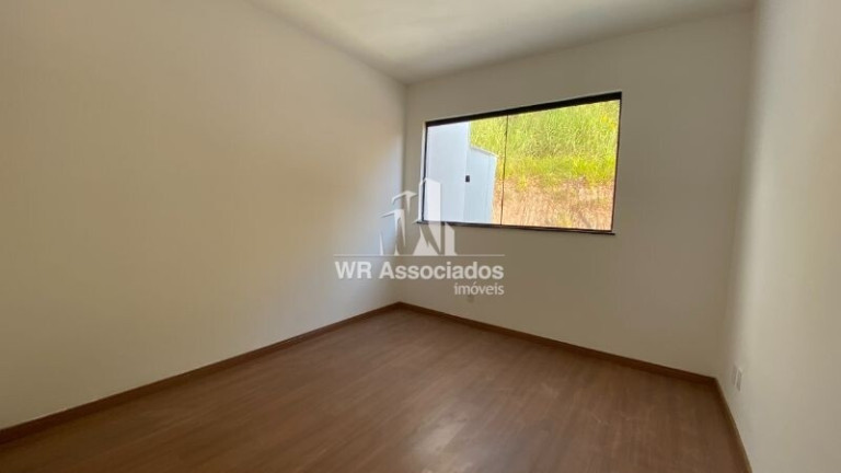 Imagem Casa com 3 Quartos à Venda, 217 m² Imagem Casa com 3 Quartos à Venda, 217 m²
