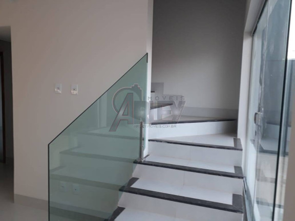 Imagem Casa com 3 Quartos à Venda, em Planalto - Montes Claros Imagem Casa com 3 Quartos à Venda, em Planalto - Montes Claros