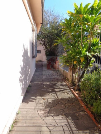 Imagem Casa com 3 Quartos à Venda, 150 m² em Menino Deus - Porto Alegre Imagem Casa com 3 Quartos à Venda, 150 m² em Menino Deus - Porto Alegre