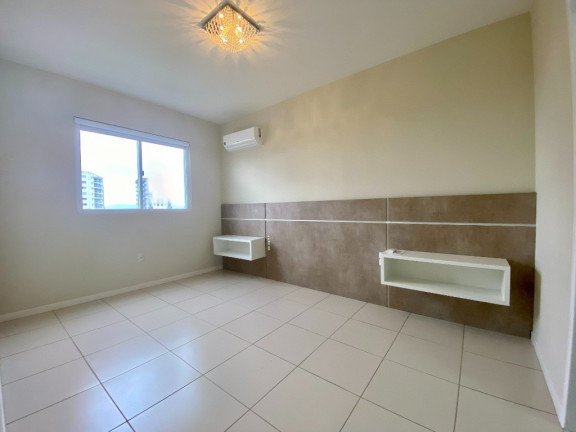 Imagem Apartamento com 2 Quartos à Venda, 89 m² em Barreiros - São José