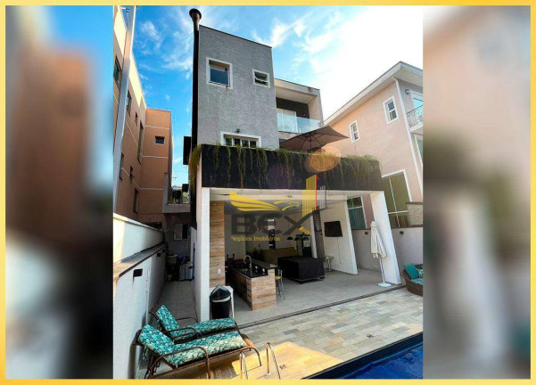 Imagem Casa com 3 Quartos à Venda, 350 m² em Parque Nova Jandira - Jandira Imagem Casa com 3 Quartos à Venda, 350 m² em Parque Nova Jandira - Jandira