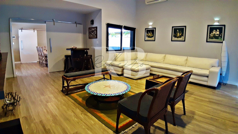 Imagem Imóvel com 4 Quartos à Venda, 330 m² em Riviera - Bertioga Imagem Imóvel com 4 Quartos à Venda, 330 m² em Riviera - Bertioga